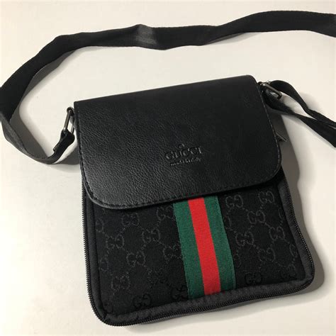 listonoszka gucci 